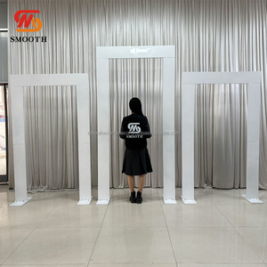 Support de toile de fond en métal de fabricant professionnel lisse pour la décoration de scène de toile de fond d'événement de mariage - Product Image 1