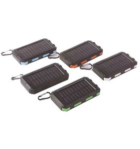 Banco de Energía Solar Impermeable de 20000 mAh con Doble USB y Soporte - Entrada Tipo-C y DC, Batería de Litio Polímero, Protección Contra Sobrecargas - Product Image 5