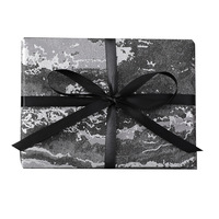 Boîte cadeau rectangulaire minimaliste en carton avec sangle de transport pour écharpe, chemise, parfum, robe – Grand emballage d'anniversaire