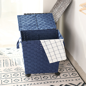 Cesto della biancheria in <span class=keywords><strong>vimini</strong></span> <span class=keywords><strong>e</strong></span> plastica intrecciata a mano in <span class=keywords><strong>vimini</strong></span> con ruote per l'abbigliamento domestico uso bagno - Product Image 3
