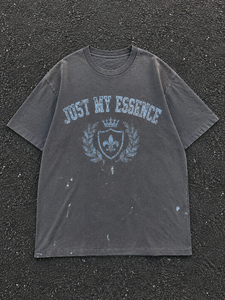 Camiseta Corta Just My Essence para Hombre, Cuello Redondo, Estampado Gráfico, Estilo Casual Urbano, Gris Oscuro, 100% Algodón - Product Image 1