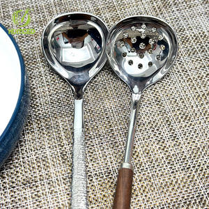 Modern 304 Stainless Steel Silver Plated Mirror Polish Hammered <b>Wooden</b> Handle Soup <b>Ladle</b> Household Anti-scalding Colander - Product Image 3