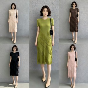 Robe longue plissée style Miyake pour <span class=keywords><strong>femme</strong></span>, taille unique, prête à être expédiée, à haute élasticité, avec franges à pampilles superposées diagonales - Product Image 6