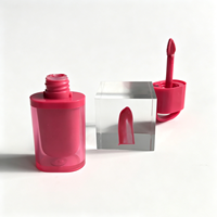 Gloss à lèvres en marque privée, sans cruauté, végétalien, hydratant, haute brillance, haute pigmentation, fini miroir