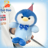 Fabricant de jouets en peluche, logo personnalisé, animal en peluche mignon avec chapeau de fête et nœud papillon, pingouin en peluche kawaii pour cadeau d'anniversaire pour enfants