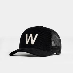 Gorra Trucker de Pana Personalizada con Bordado de Fieltro, 5 Paneles, Estructurada, con Visera Curva - Product Image 2