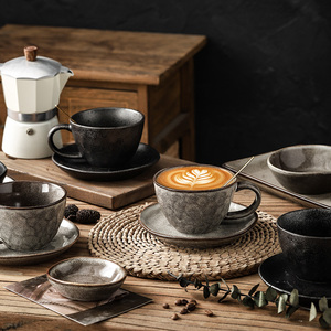 Ensemble tasse et soucoupe à café en céramique rétro, design <span class=keywords><strong>vintage</strong></span>, apparence esthétique, utilisation au <span class=keywords><strong>micro</strong></span>-ondes - Product Image 5