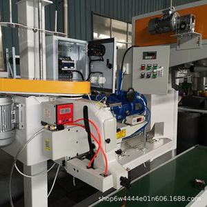 Máquina automática de envasado de fertilizantes con transportador para llenado y embolsado de gránulos, control PLC, accionamiento eléctrico - Product Image 4