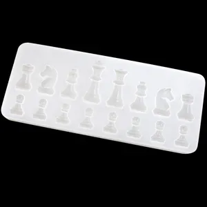 1081 Factory stock 16 cavity Chess mold DIY Baking Chocolate creative glue dropping mold resina moldes silicona