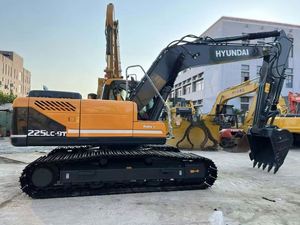 รถขุดไฮดรอลิกฮุนได รุ่นใหม่ 225LC-9T ชั่วโมงการใช้งานต่ำ ของแท้จากเกาหลี ราคาถูก สภาพดี - Product Image 2