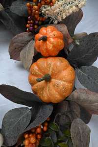 Ventes chaudes, couronne de porte personnalisée de 24 pouces, décoration d'automne, couronne artificielle de citrouilles pour les fêtes - Product Image 3