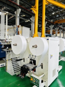 Machine de fabrication de couches culottes jetables super absorbantes <span class=keywords><strong>pour</strong></span> adultes, avec taille élastique, <span class=keywords><strong>pour</strong></span> l'incontinence des personnes âgées - Product Image 3