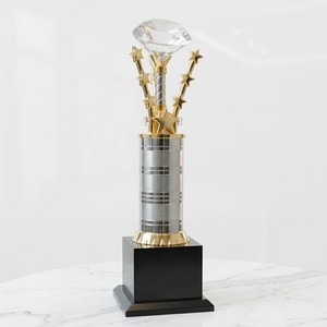 Trophée portable en aluminium moulé avec impression UV et gravure personnalisée pour les compétitions sportives et les cérémonies de remise de prix - Product Image 1