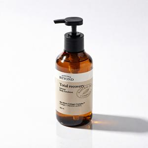 Beyond Total Recovery Emulsión Corporal Intensa 500 ml, Complejo de Colágeno que Imita la Piel, para Todo Tipo de Piel - Product Image 1