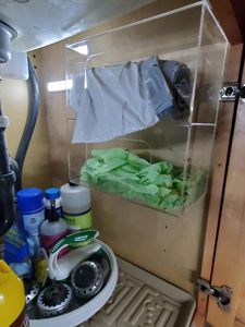 壁挂式2室亚克力厨房收纳盒塑料袋支架，用于垃圾和食品袋展示架 - Product Image 4