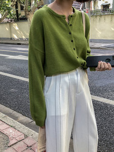 Tendenza all'ingrosso a buon mercato autunno donna coreana semplice manica lunga aperta con bottone anteriore in <span class=keywords><strong>maglia</strong></span> Cardigan <span class=keywords><strong>Crop</strong></span> <span class=keywords><strong>Top</strong></span> maglione corto - Product Image 2