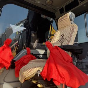 Excavadora de cadenas VOLVO EC140 usada, en buen estado, 90% nueva, con motor y sistema hidráulico potentes - Product Image 5