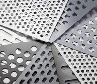 Tôle perforée en acier inoxydable YAQI, maille métallique perforée, plaque à trous perforés Hallie0151 pour la décoration de bâtiments