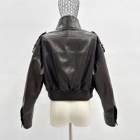 Veste en cuir courte décontractée pour femme, col montant et design épaulettes, marron foncé, veste en cuir personnalisée