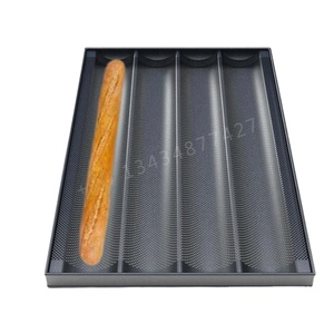 Bandeja <span class=keywords><strong>para</strong></span> Hornear Baguettes Antiadherente <span class=keywords><strong>de</strong></span> Aluminio Bake Pro FBB-4060, Utensilios <span class=keywords><strong>de</strong></span> Panadería, Capacidad <span class=keywords><strong>para</strong></span> 4 Filas - Product Image 1