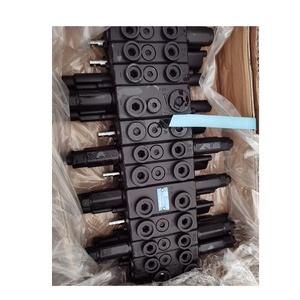 Suku cadang katup kontrol hidrolik U15 U17 U20 U25 U30 katup distribusi utama hidrolik untuk Kubota - Product Image 1
