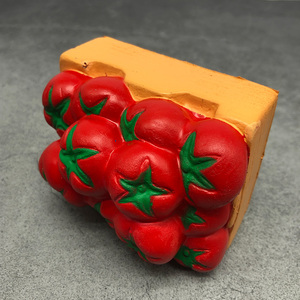 Pallina Antistress a Forma di Pomodoro Personalizzabile in Schiuma PU Giocattolo Antistress Spremibile un Grappolo di Pomodori - Product Image 4