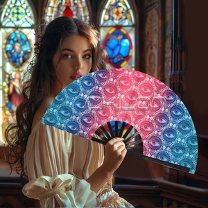 Ventilador de mano de seda de bambú impreso personalizado estilo de arte popular portátil con técnica pintada a mano ventilador de mano personalizado - Product Image 1