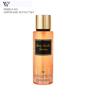 <span class=keywords><strong>Brume</strong></span> parfumée scintillante effet brillant 250ml 8.4oz Vanille Cachemire Baies Rouges Jasmin Parfum pour femme - Product Image 1