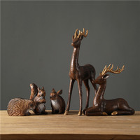Vente en gros d'accessoires de décoration intérieure nordiques, statues d'animaux en résine, décorations de table, ornements nordiques, décoration intérieure