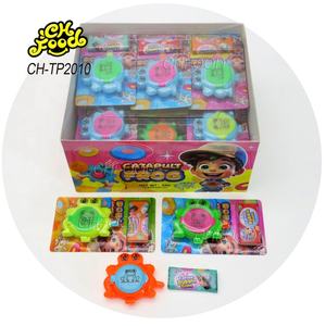 Vente <span class=keywords><strong>en</strong></span> gros Jouet <span class=keywords><strong>soucoupe</strong></span> volante <span class=keywords><strong>en</strong></span> <span class=keywords><strong>forme</strong></span> <span class=keywords><strong>de</strong></span> grenouille avec autocollant <span class=keywords><strong>de</strong></span> tatouage Bonbons à mâcher Bonbons halal Bonbons pour enfants - Product Image 2