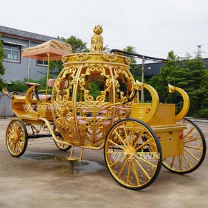 Carruaje Eléctrico de Lujo Dorado con Toldo para Bodas y Eventos, y para Recorridos Turísticos en Lugares Panorámicos - Product Image 4