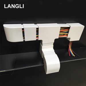 Matériel OEM Plastique Ignifuge Électrique PVC Cale Trunking Fittings Accessoires Toutes Tailles Raccords de Conduits de Force - Product Image 1