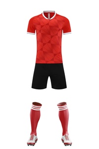 Maglie da <span class=keywords><strong>calcio</strong></span> personalizzabili con stampa digitale per vendita all'ingrosso. Maglie da <span class=keywords><strong>calcio</strong></span> alla moda, ad asciugatura rapida e leggere per uomo. - Product Image 4