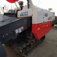 Moissonneuse-batteuse multifonctionnelle pour riz 758Q avec tracteur de 68-75 CV, garantie 1 an, utilisée dans les fermes des Philippines