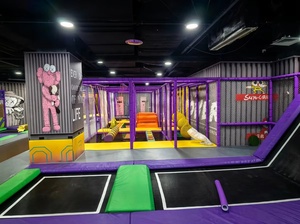 Équipement de parc d'aventure intérieur sur mesure sur le thème de l'art urbain avec parcours d'obstacles ninja et piscine à balles |   Centre commercial - Product Image 3