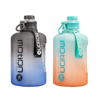 Termos isolés 64oz motivacional 2lts 2 litres 2 litres bouteilles d'eau potable en plastique pour le sport avec logo personnalisé