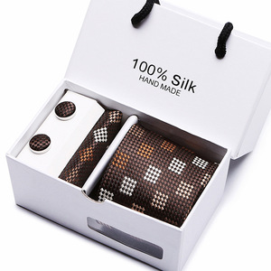 Luxe Hommes Gris <span class=keywords><strong>Rose</strong></span> Floral <span class=keywords><strong>Cravate</strong></span> Hanky Boutons De Manchette Ensembles Hommes <span class=keywords><strong>Soie</strong></span> 8cm Largeur Cravates Pour Hommes - Product Image 2