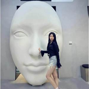 Escultura Gigante <span class=keywords><strong>de</strong></span> Rostro Rojo <span class=keywords><strong>de</strong></span> Internet, Máscara <span class=keywords><strong>de</strong></span> Fibra <span class=keywords><strong>de</strong></span> Vidrio Reforzada con Plástico, Tallado en <span class=keywords><strong>Piedra</strong></span>, Arte Abstracto, Modelo <span class=keywords><strong>de</strong></span> Retrato <span class=keywords><strong>de</strong></span> Cabeza Moderna, Amor - Product Image 4