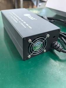 <span class=keywords><strong>Chargeur</strong></span> de batterie ADDISON fabriqué en Chine avec tension et ampérage variables 10V-92.4V/2A-20A avec écran LED réglable - Product Image 2