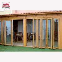 Puerta Principal de Entrada de Villa Moderna Grande con Diseño Personalizado y Tallado 3D, Puertas Pivotantes de Madera Sólida
