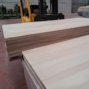 Haute qualité 15mm 18mm 20mm 25mm 27mm 30 <span class=keywords><strong>mm</strong></span> panneaux de <span class=keywords><strong>bois</strong></span> de paulownia panneau de paulownia en <span class=keywords><strong>bois</strong></span> <span class=keywords><strong>massif</strong></span> pour gâteaux et cercueils - Product Image 5