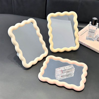 Miroirs de table pliables carrés décoratifs au design mignon en rose, jaune, vert et argent, personnalisés, à fixer au mur, pour enfants, vente chaude