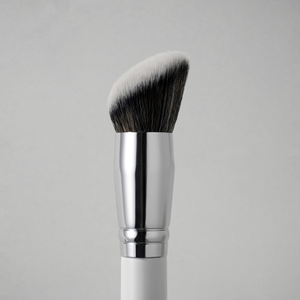 <span class=keywords><strong>Pinceau</strong></span> <span class=keywords><strong>de</strong></span> maquillage oblique <span class=keywords><strong>Kabuki</strong></span> simple et luxueux avec manche en bois blanc, logo personnalisé, pinceaux <span class=keywords><strong>de</strong></span> maquillage individuels pour le correcteur, le <span class=keywords><strong>fond</strong></span> <span class=keywords><strong>de</strong></span> <span class=keywords><strong>teint</strong></span> <span class=keywords><strong>liquide</strong></span> - Product Image 5