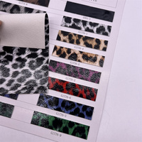 Tissu en similicuir PVC à motif léopard imprimé personnalisé pour la décoration de meubles de sacs ou la fabrication d'arcs