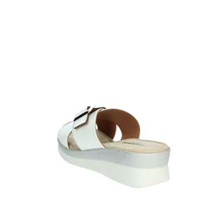 Sandales compensées pour femme Valleverde, blanches, 52100, confortables pour l'été - Product Image 2
