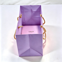 Sac en papier kraft de luxe personnalisé avec votre propre logo, grande capacité, violet, avec poignées en corde, imprimé sur mesure, pour cils et rouges à lèvres