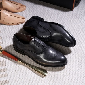 Chaussures décontractées légères à enfiler en cuir véritable pour hommes, à bout pointu, confortables et durables, pour l'automne et les occasions formelles - Collection 2026 - Product Image 3