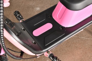 Baterías <span class=keywords><strong>Dualtron</strong></span> <span class=keywords><strong>Thunder</strong></span> para Scooter Eléctrico a Prueba de Agua con Techo 11x 3200w 35km/h Titan Scooter Acuático Eléctrico - Product Image 4