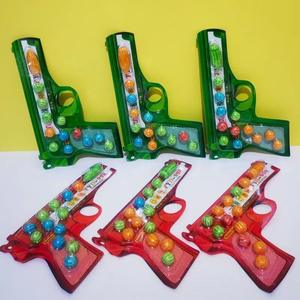 Bonbons Jouets en Gros, Confiseries Personnalisées sous Marque Privée, Boules de <span class=keywords><strong>Chewing</strong></span>-<span class=keywords><strong>gum</strong></span> Multicolores en Forme de Pistolet, Goût Fruité - Product Image 1