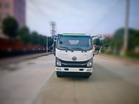 Le camion à ordures compacteur Dongfeng 4x2 entièrement fonctionnel peut être utilisé pour le transfert des déchets d'hôtel